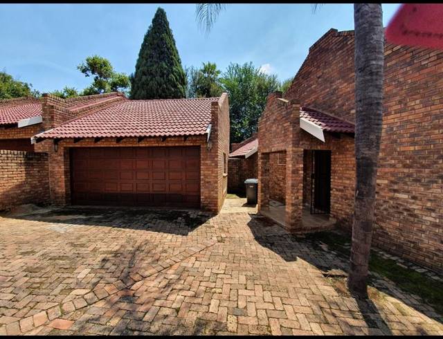 3 BEDROOM PROPERTY TO RENT IN VAL DE GRACE